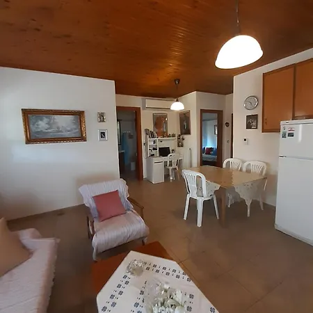 Leisure House Nyaraló